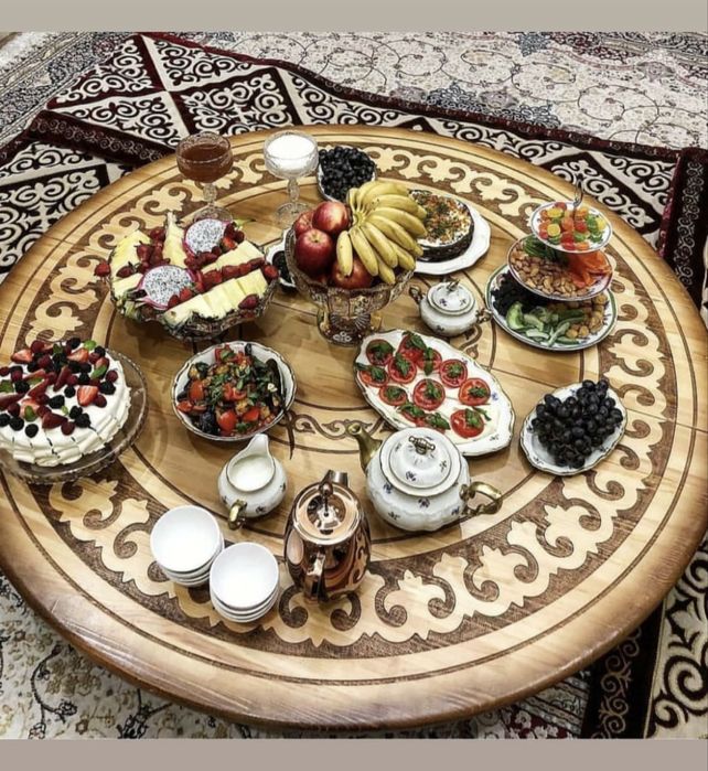 Стол от магазина астау