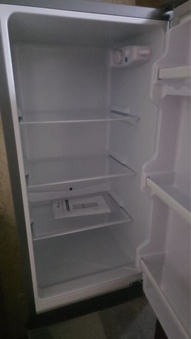 Продам новый холодильник