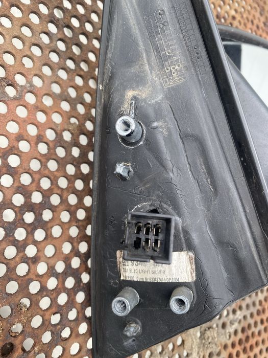 Дясно огледало за опел мерива а