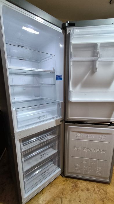 Продам холодильник Самсунг