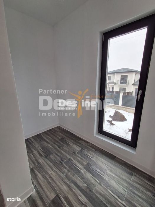 CASĂ tip duplex, situata in Valea Adanca