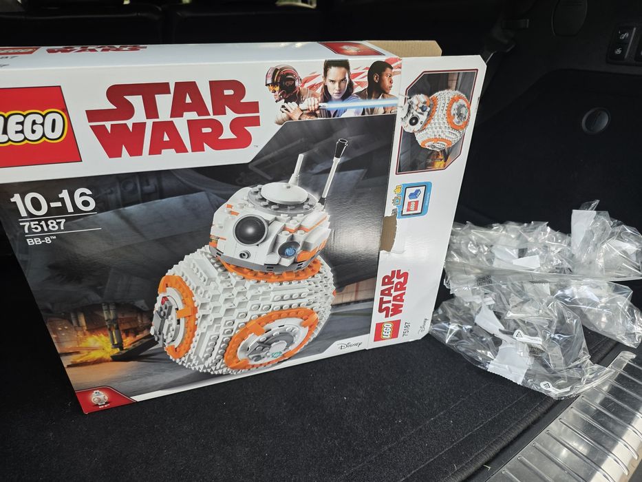 Продавам Lego Star Wars 3 броя сетове