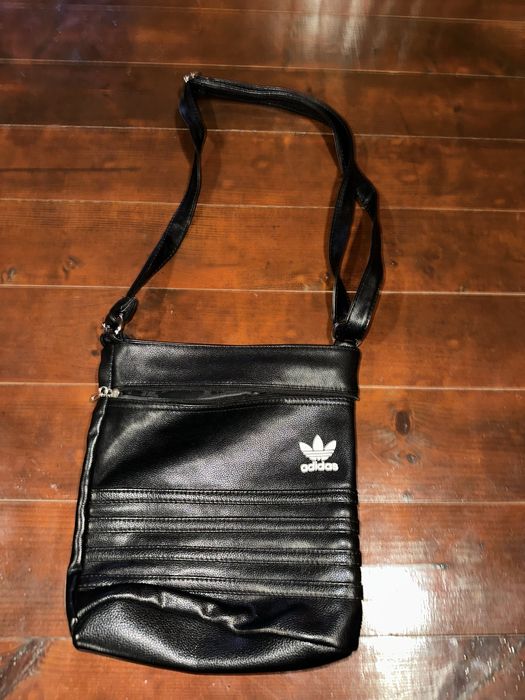 Дамски чанти нови