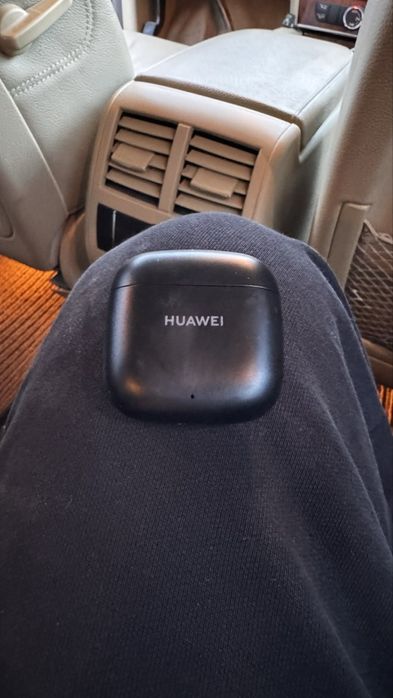 Безжични слушалки Huawei SE2