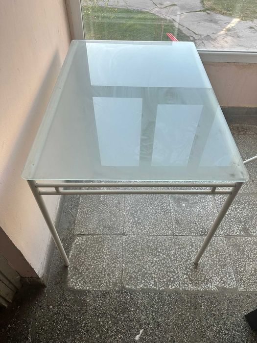 Стъклена маса 110x75