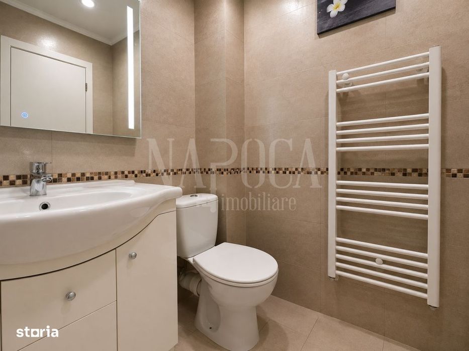 Apartament 3 camere de vanzare in Floresti