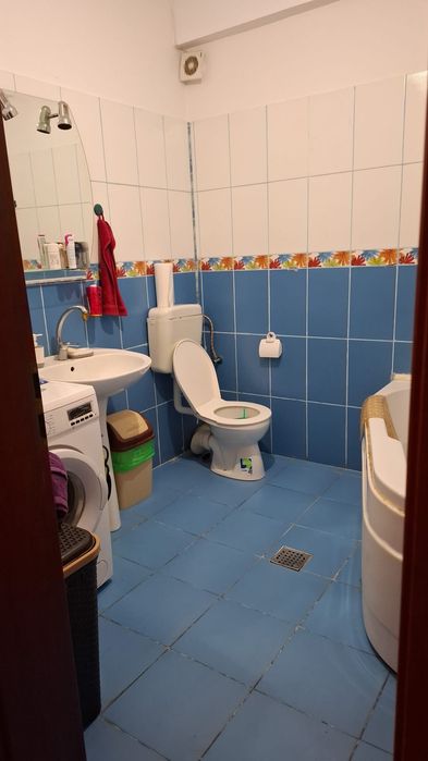 Vand Apartament 2 camere