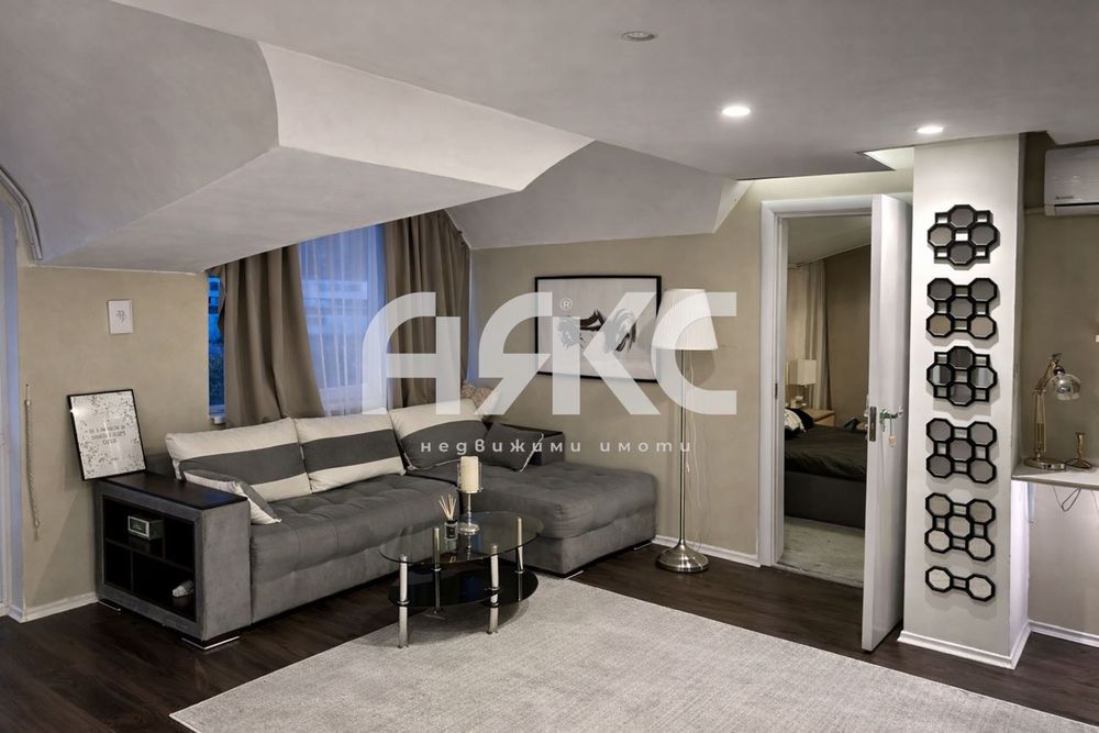 Продава се Двустаен апартамент в София, Овча купел - 55 кв.м за 1492 €/кв.м - Снимка #1