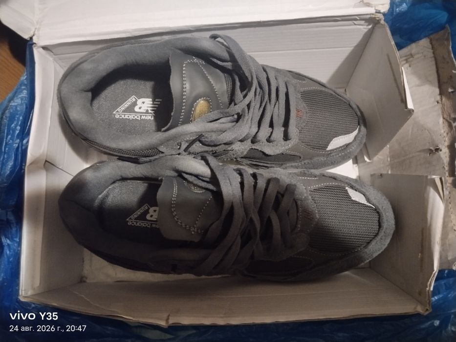 Продам кроссовки New Balance