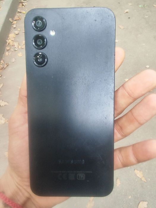 Samsung A14 6/128 черный