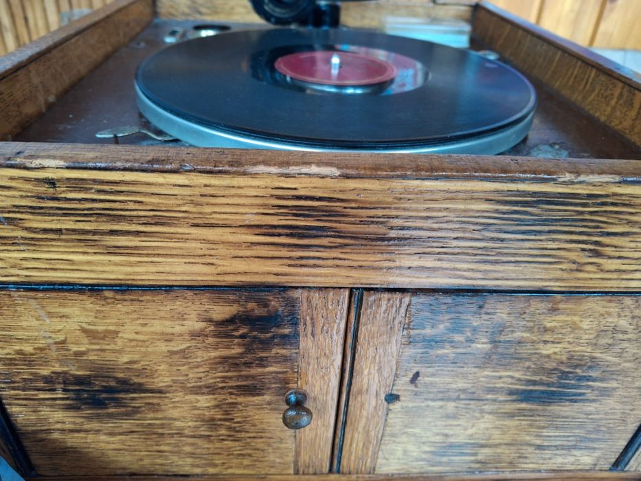 Gramofon vechi 1920