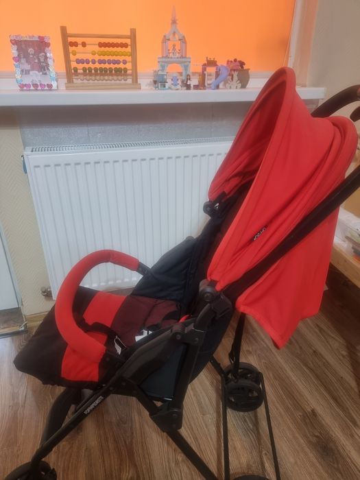 Cărucior sport ușor și pliabil  (3,6kg]– Foppapedretti Piuleggero