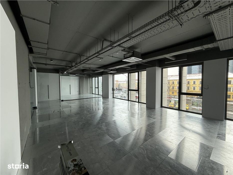 Spatii Birouri - 380 mp - zona centrala