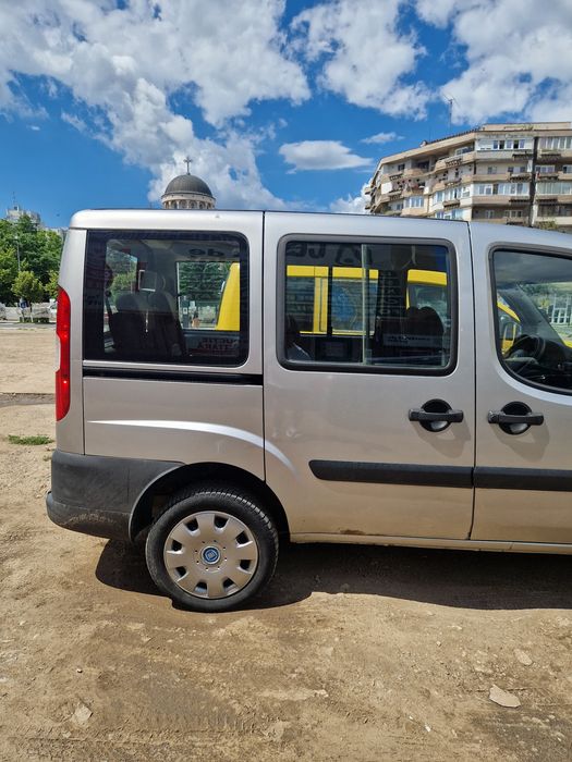 Vând schimb fiat doblo