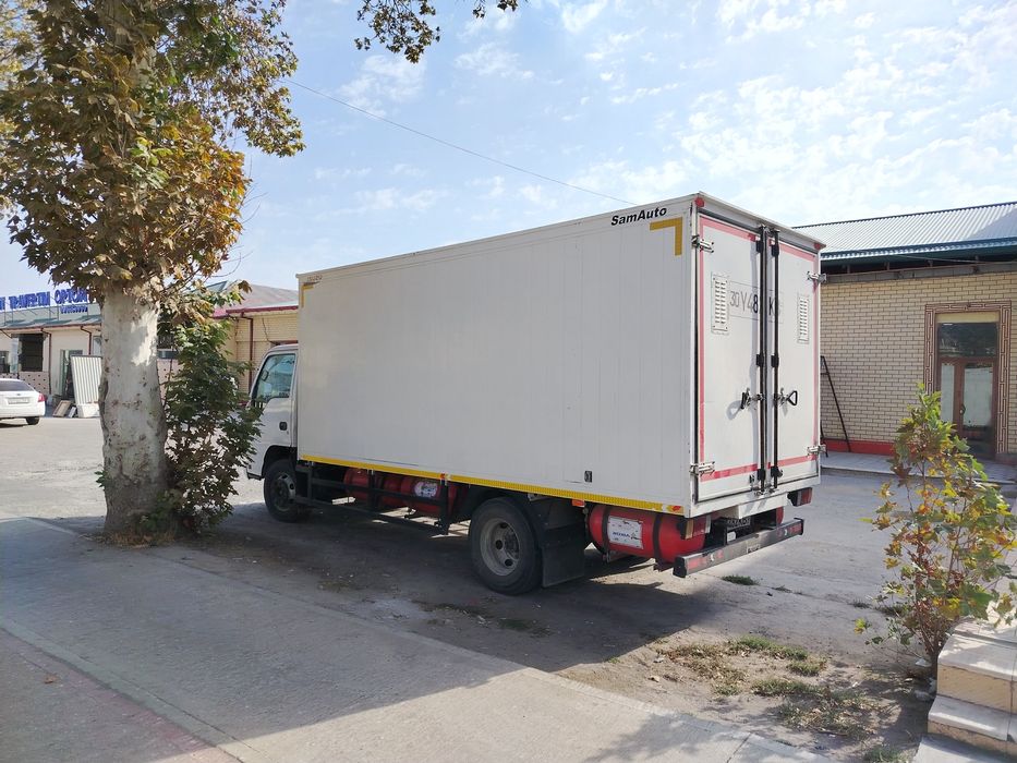 Samarqanddan O'zbekiston bo'ylab Yuk tashish xizmati Isuzu 5