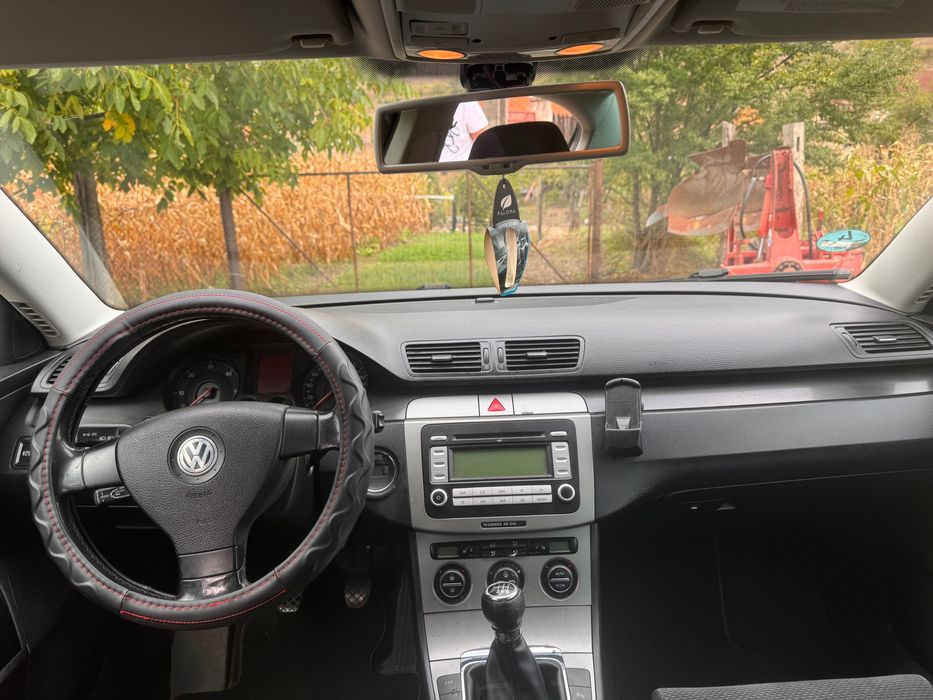 Vând un Passat B6