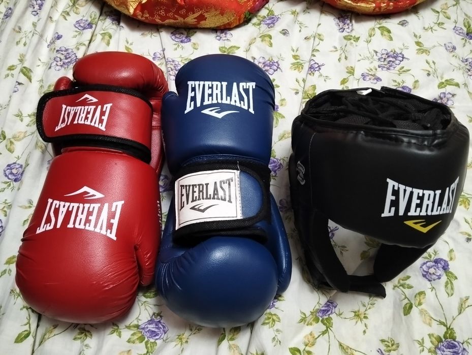 Перчатка и члем сатылады