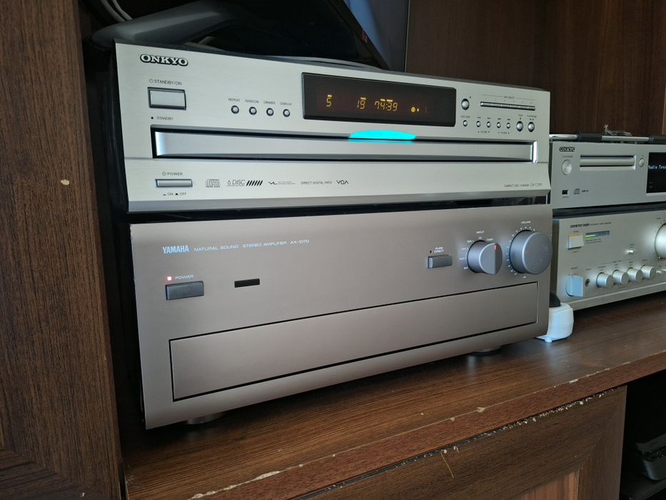 Amplificator Yamaha ax1070 si Onkyo Integra A8450 k noi