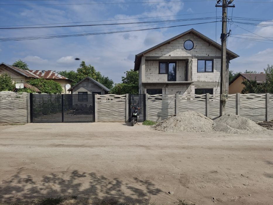 Casa de vanzare cu Etaj