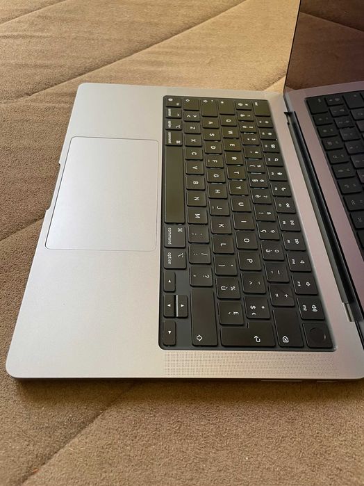 14,2" MacBook Pro M3 Pro A2992(2023) Space Gray