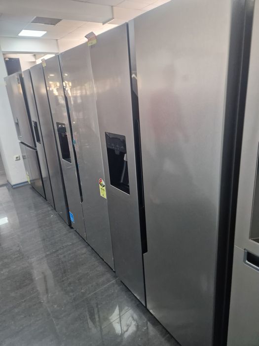 Хладилник Side by Side LG