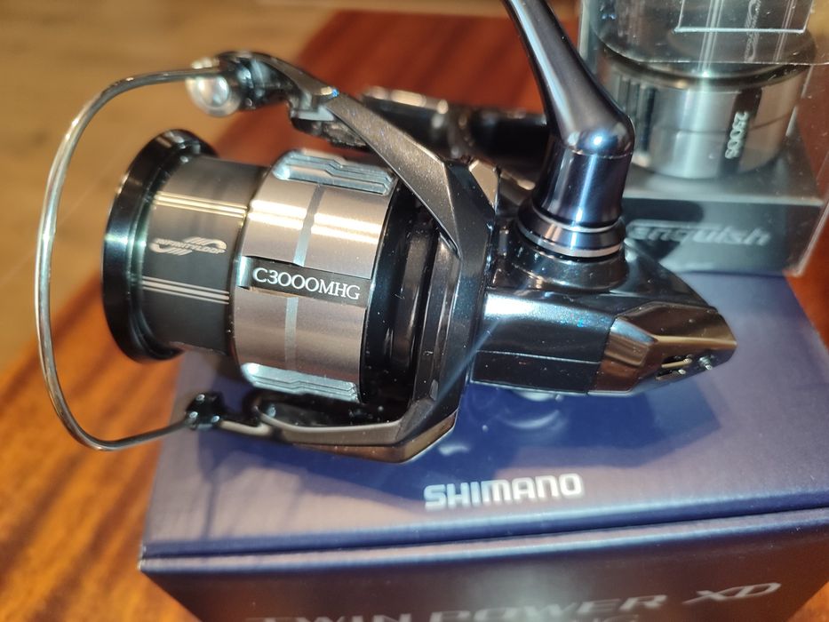 Yamaga Blanks Blue Current Wizy 610/4pcs,710/4pcs и Shimano 25 Twin Power XD C3000HG.