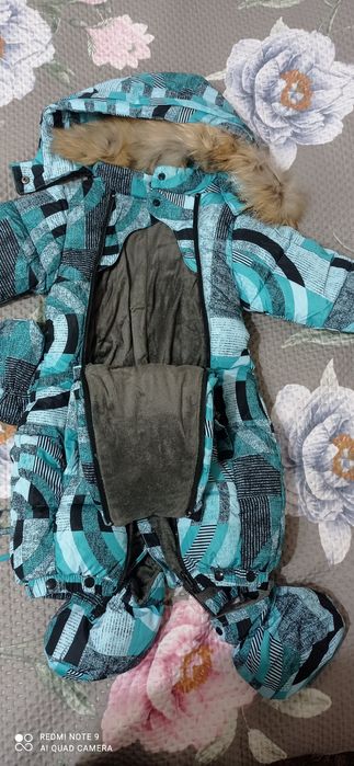 Детский зимний комбинезон