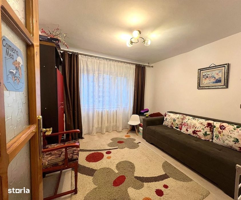Ap 4 camere l 2 bai l 2 balcoane l Etaj 3 din 4