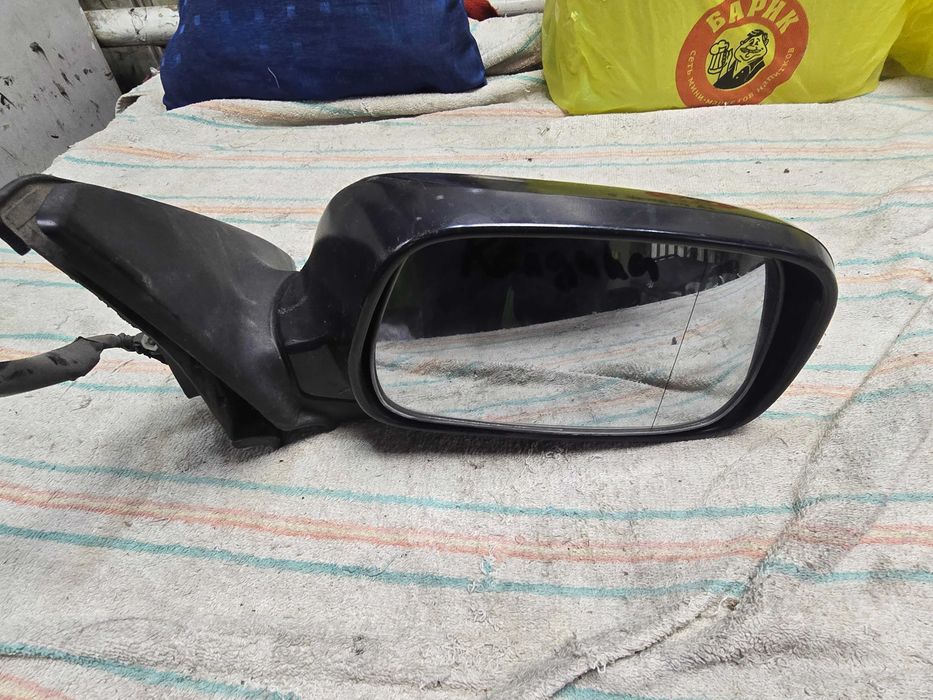 Зеркало правое TOYOTA CALDINA 1995г