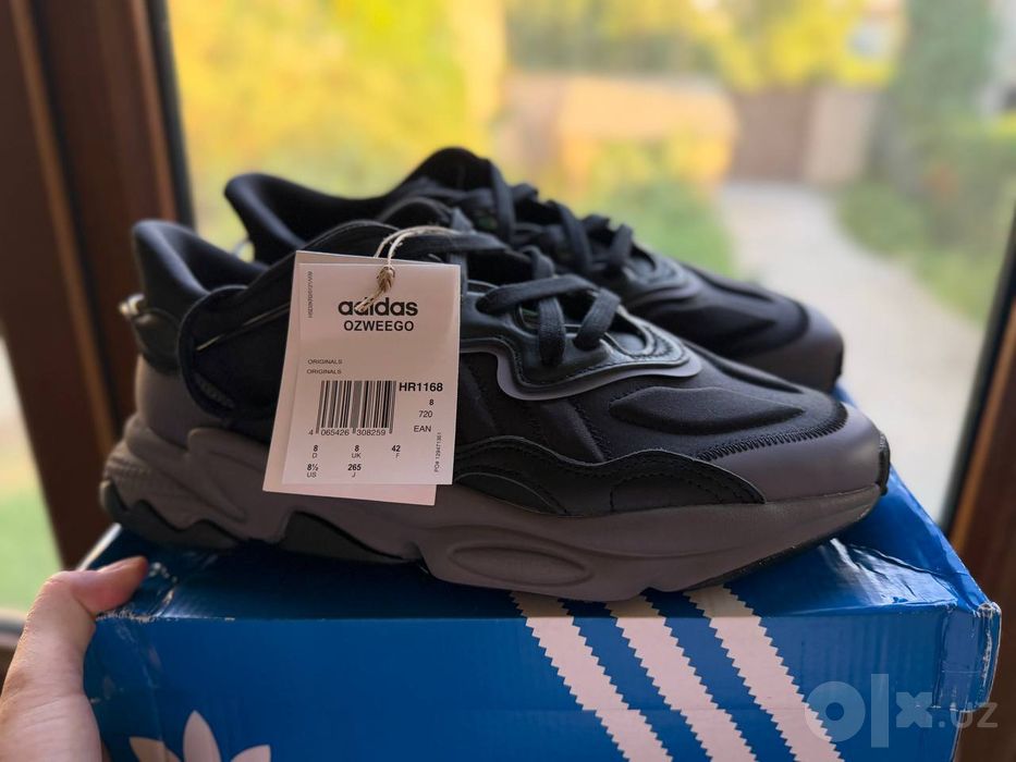 Кожаные кроссовки Adidas Ozweego оригинал