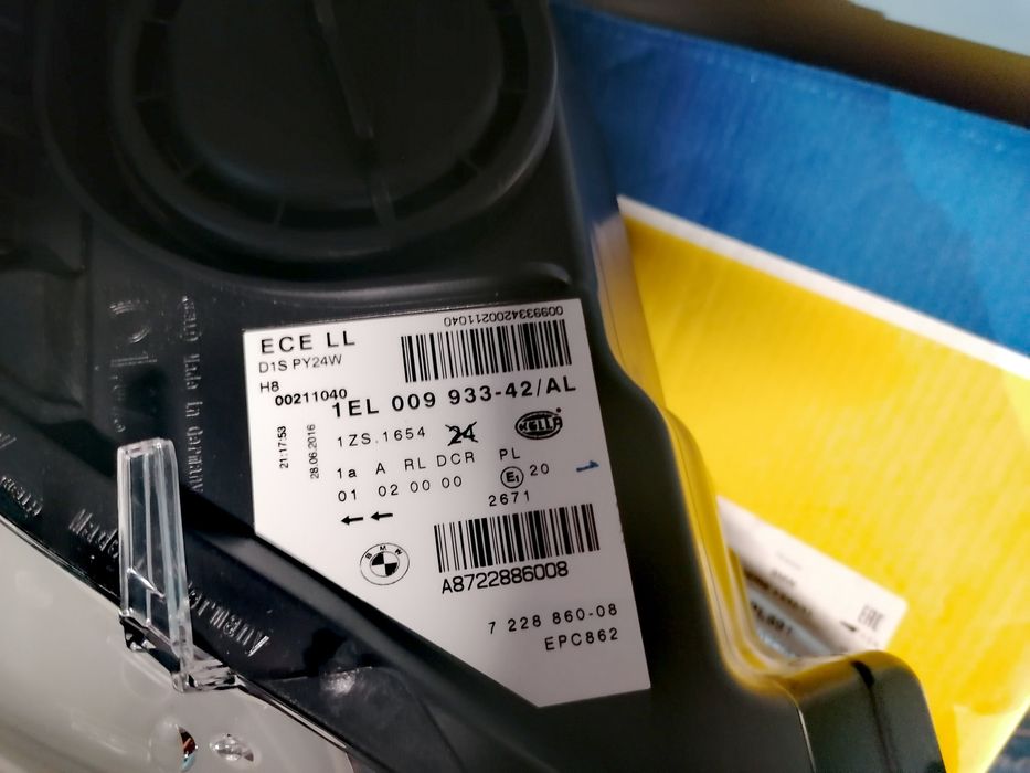 Фар Фарове за BMW Z4 E89 / БМВ З4 Е89 Bi-Xenon - Нов.