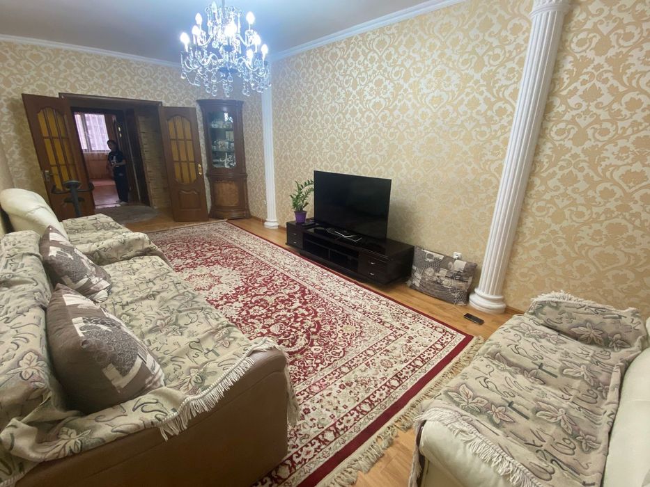 Продам 4 ком ЖК Болашак !