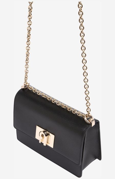 Furla 1927           .