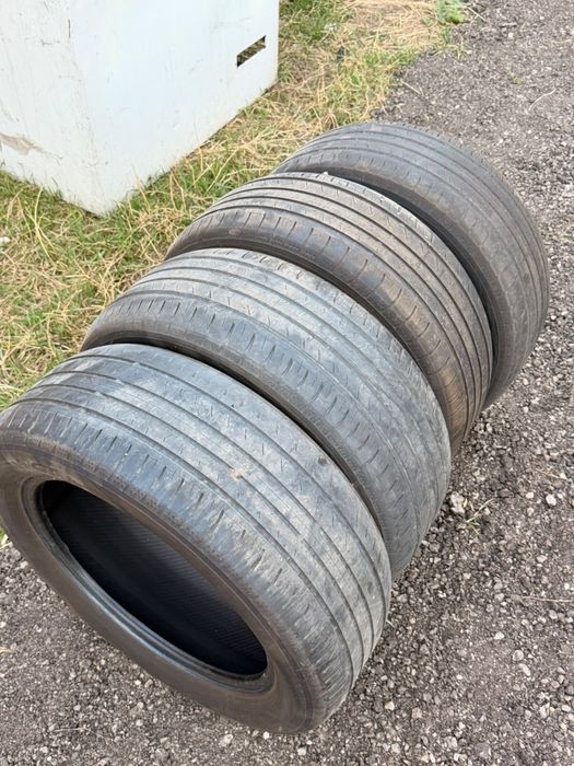 Продам резину 235/55/R18