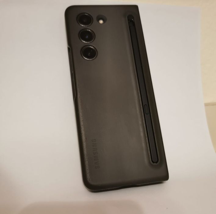 Продавам Samsung Z Fold 5 512GB