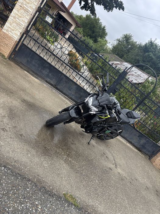 Kawasaki z900 an 2024 achizionat martie 2025