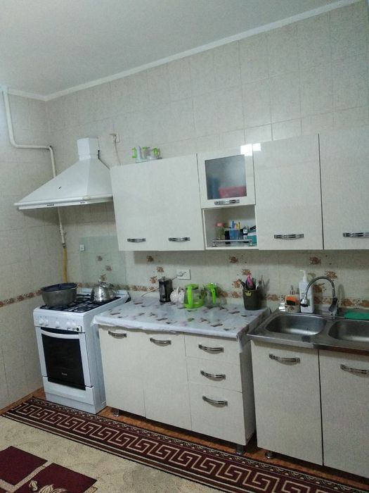 Своя 3х комнатная кв 3/1/9 на карасу 6, можно подофис или обмен.