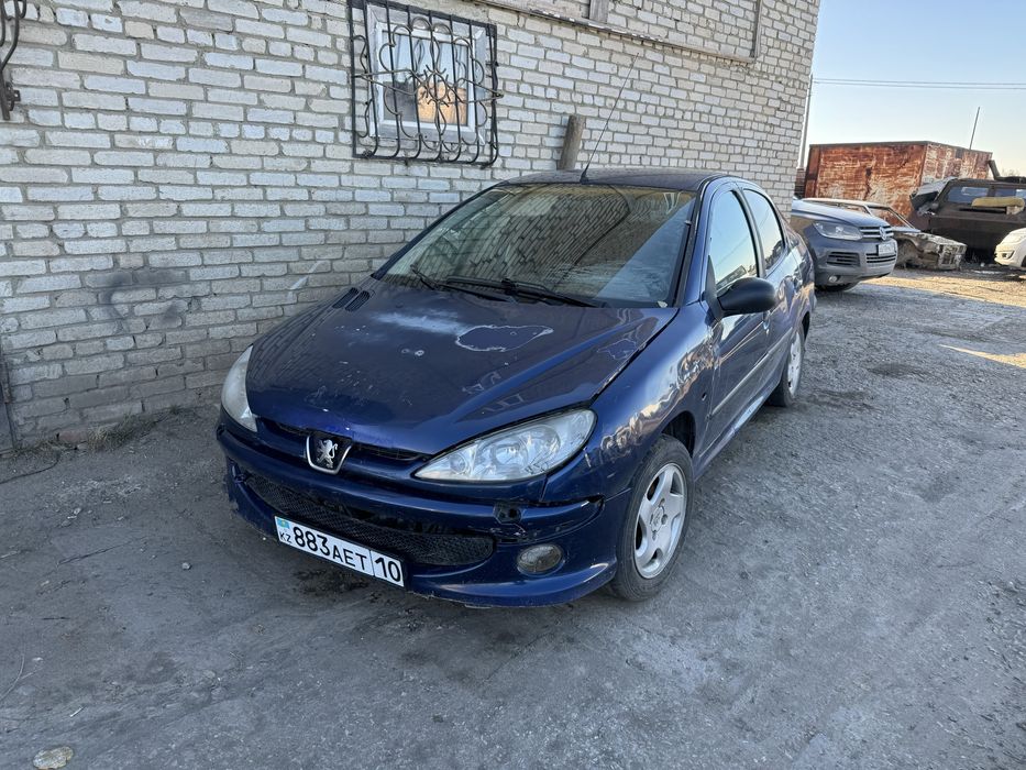 В разборе пежо 206