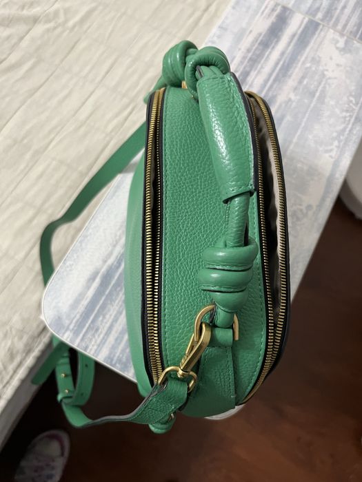 Продам дамскую сумочку coins