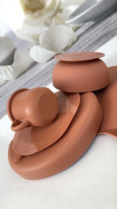 Силиконовая детская посуда