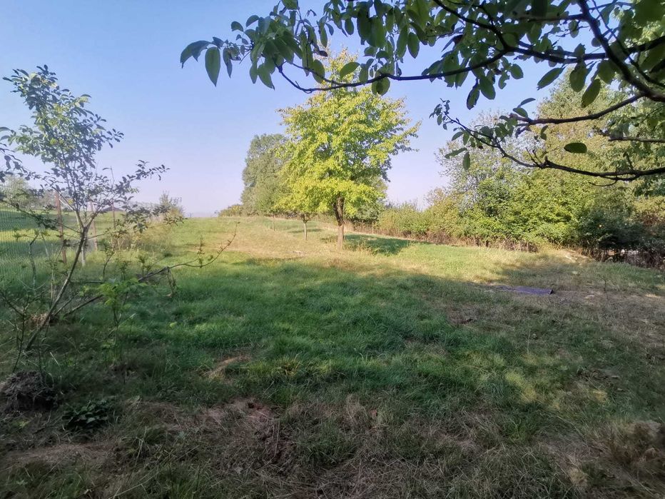 Teren de vanzare in statiunea Covasna