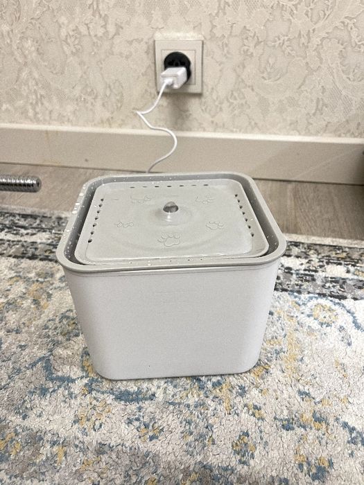 Поилка для кошек