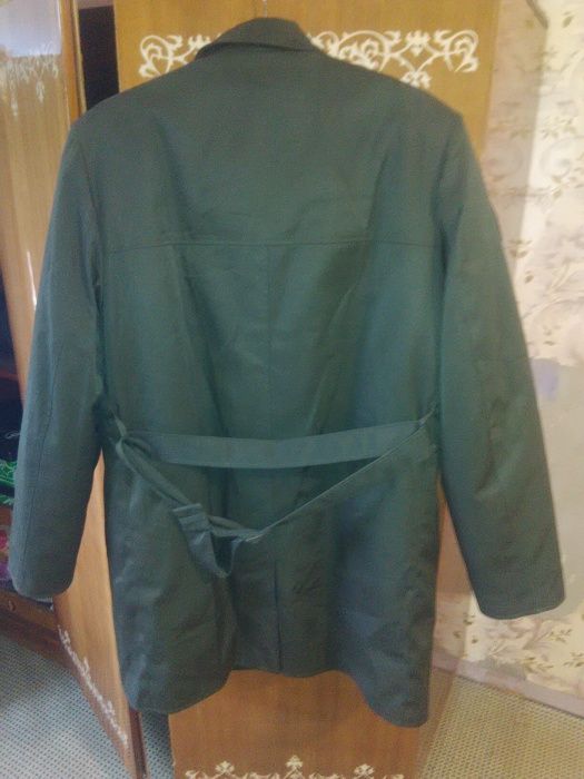 Продам два пальто