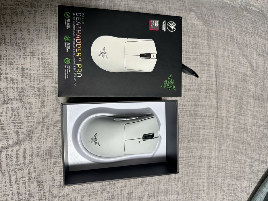 Продам мышь Razer DeathAdder V3 Pro