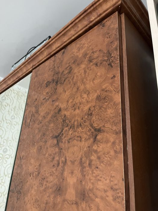 Продам шкаф с тумбочками