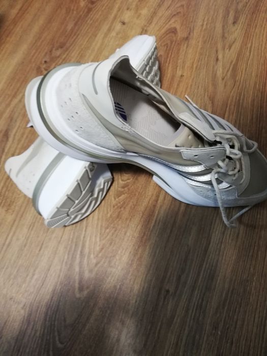 Adidas Originals ESIOD
Esiod "Wonder Oxide"
Esiod "Wonder Oxide"