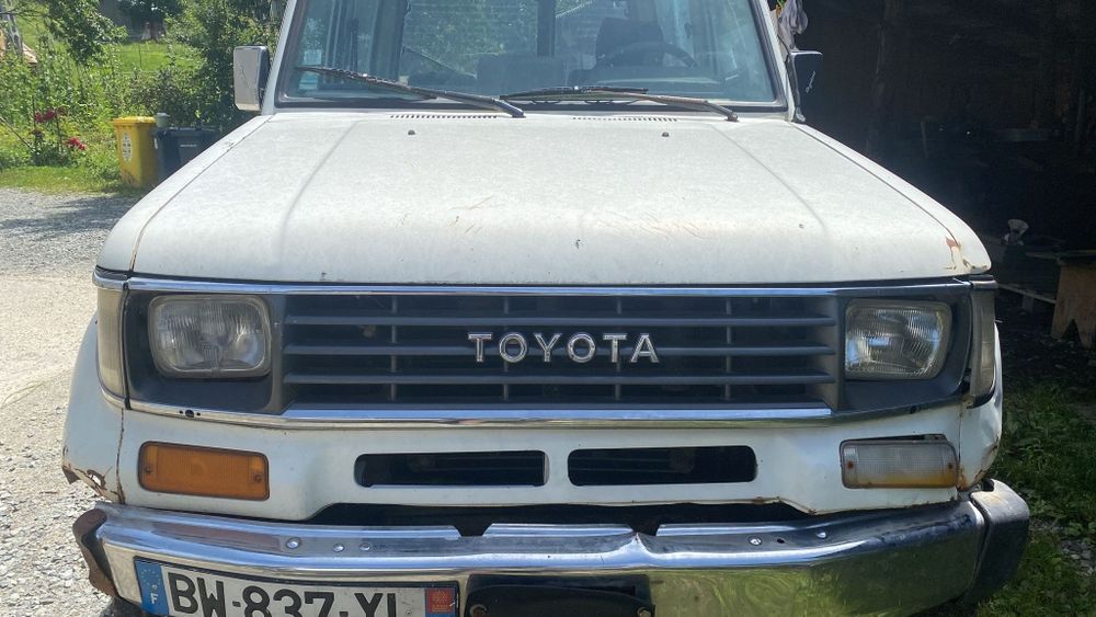 Dezmembrez Toyota lj 73 și Lj 70