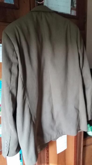 vand 2 sacouri, material velur, marimi mari