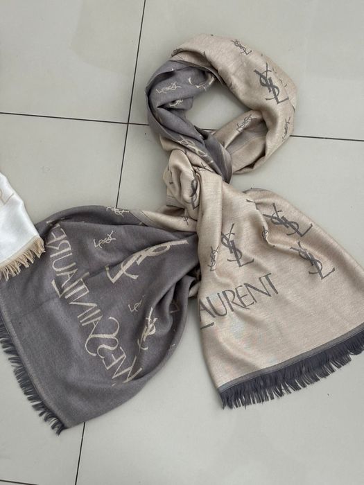 Esarfa Louis Vuitton/ Gucci / Burberry