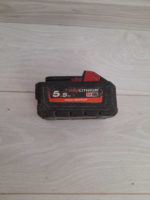 Milwaukee M18HB5.5 батерия